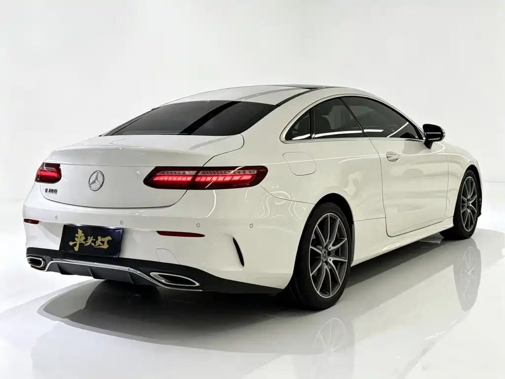 Mercedes-Benz E-Class 2021 — фото 11