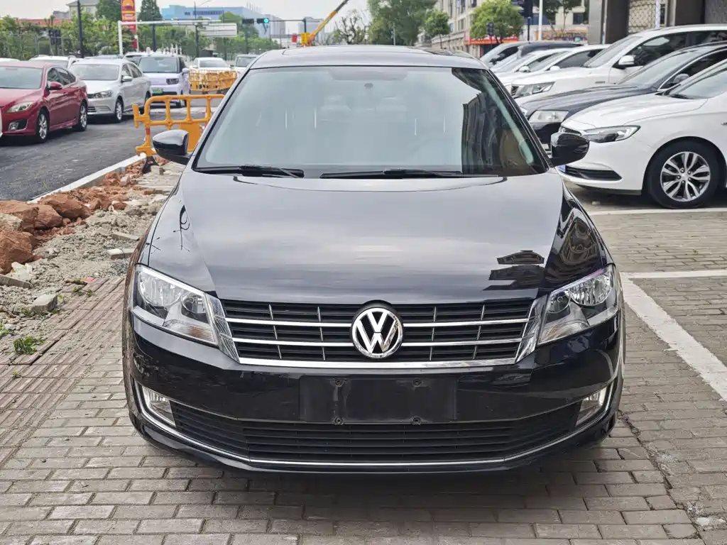 Volkswagen Lavida 2015 — фото 2