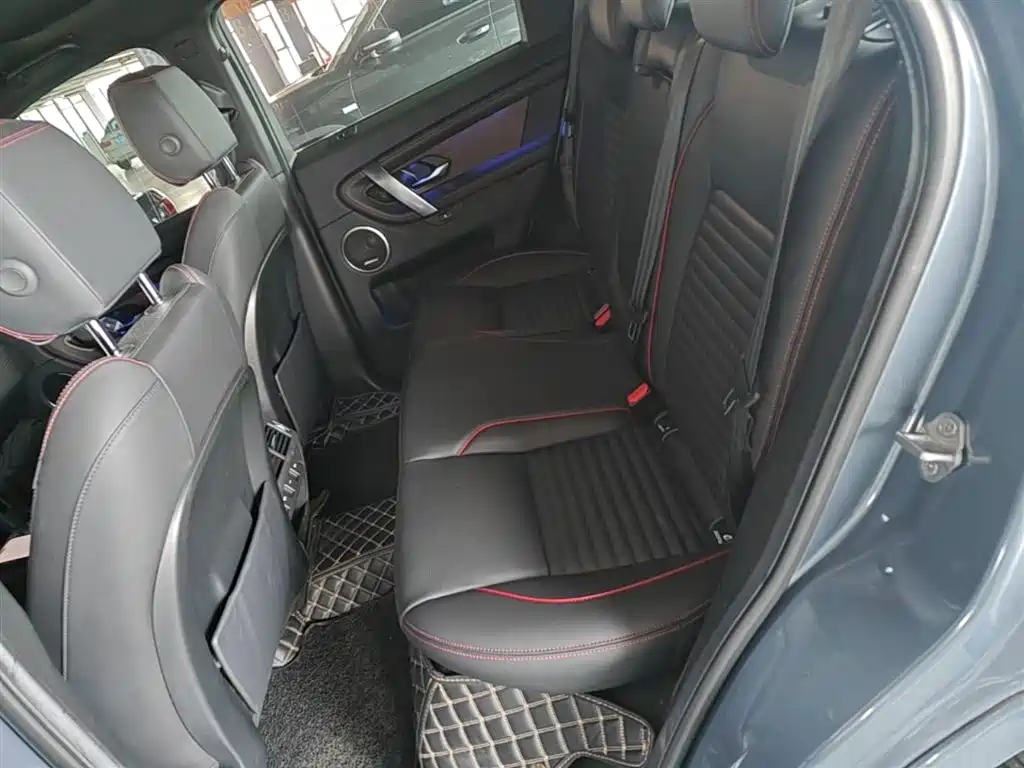 Land Rover Discovery Sport 2022 — фото 17