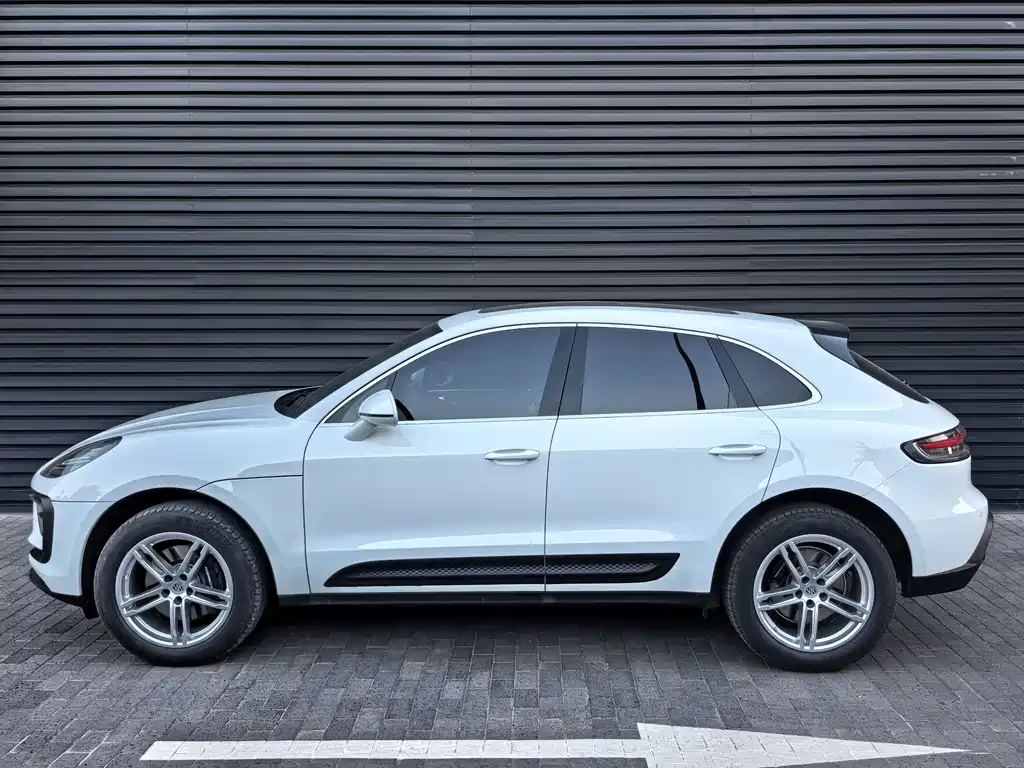 Porsche Macan 2024 — фото 3