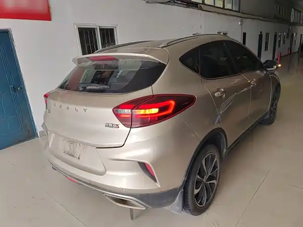 Geely Emgrand GS 2020