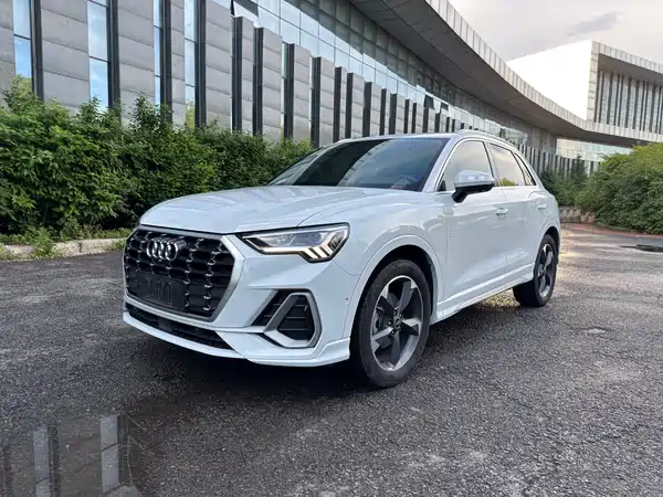 Audi Q3 2022