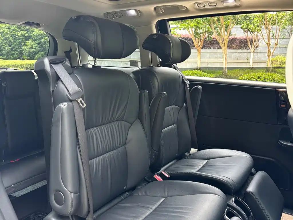 Honda Odyssey 2019 — фото 10