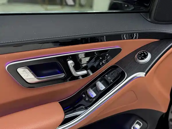 Mercedes-Benz S-Class 2021