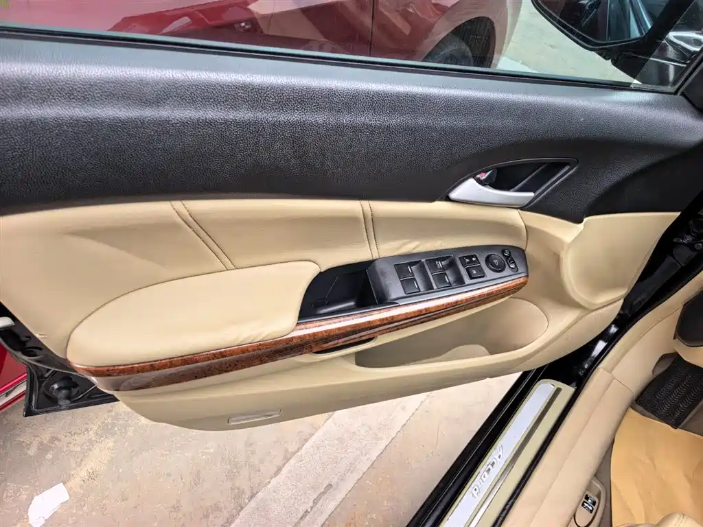 Honda Accord 2012