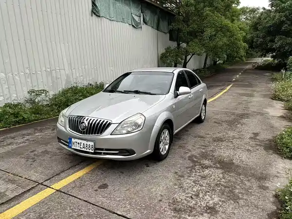 Buick Excelle 2013