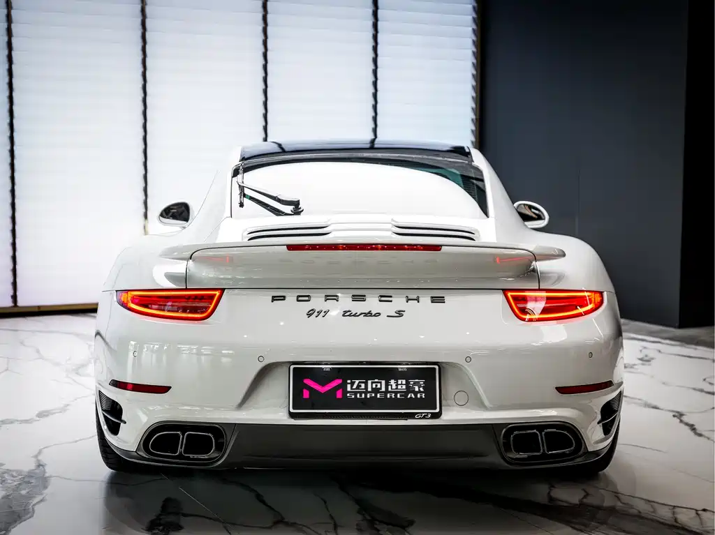 Porsche 911 2015