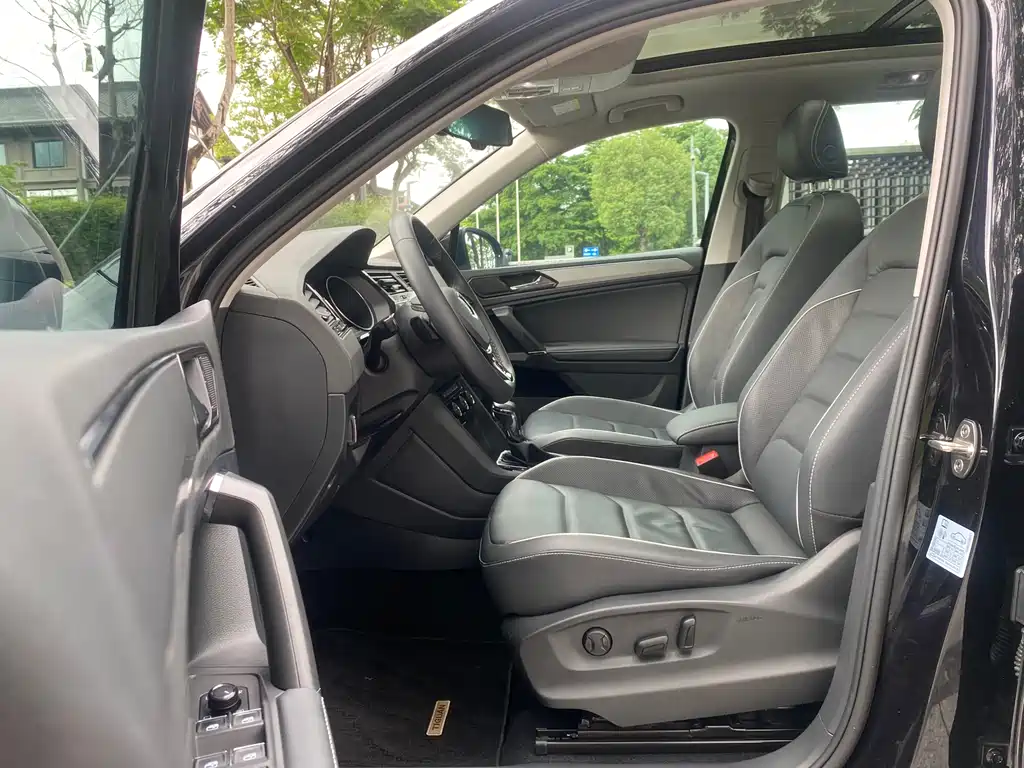 Volkswagen Tiguan L 2018 — фото 4
