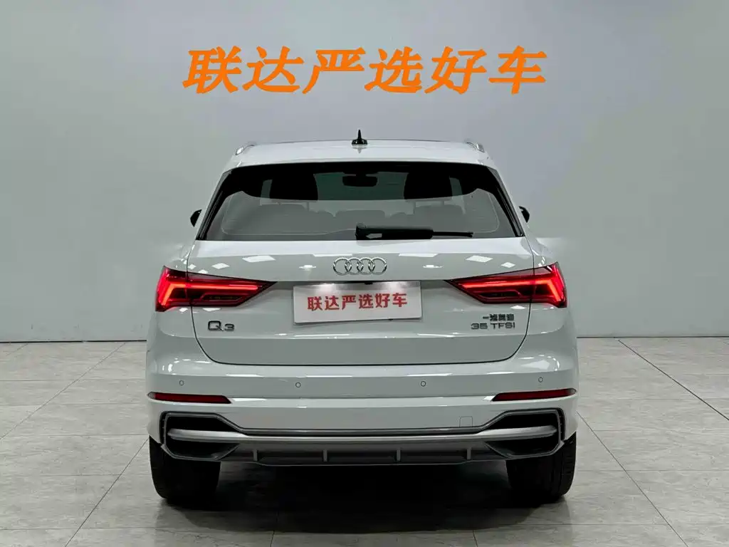 Audi Q3 2023 — фото 25