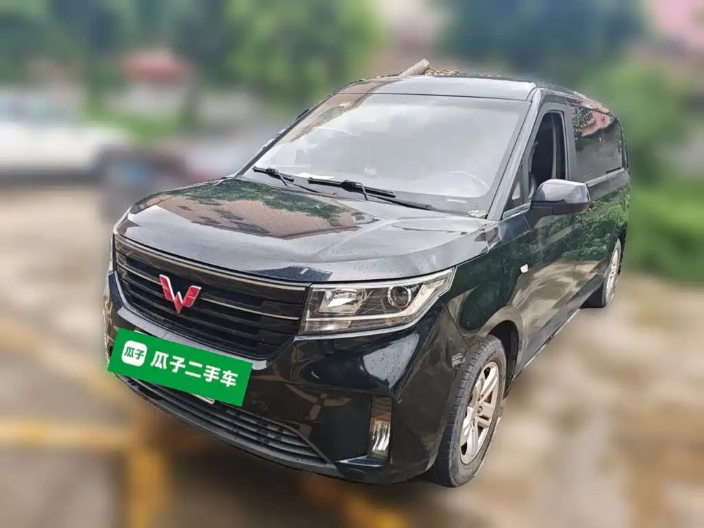 Wuling Journey 2021