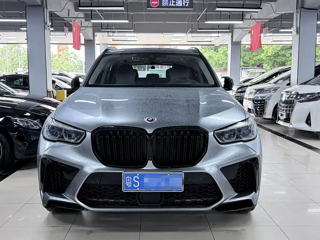 BMW X5 2023