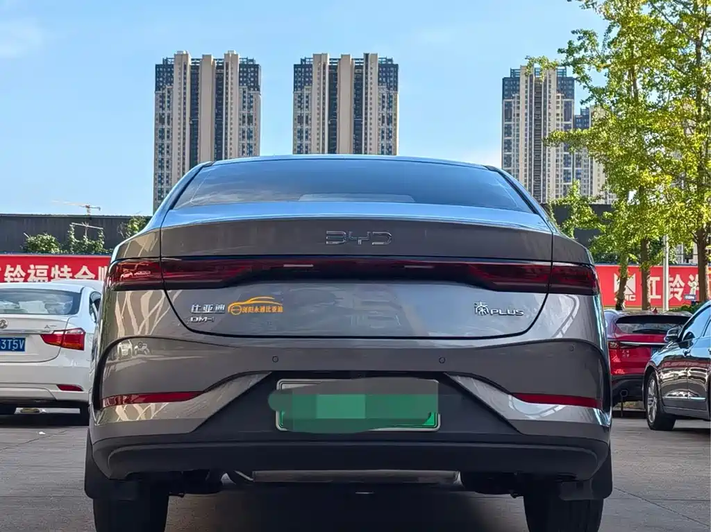 BYD Qin PLUS 2025 — фото 8