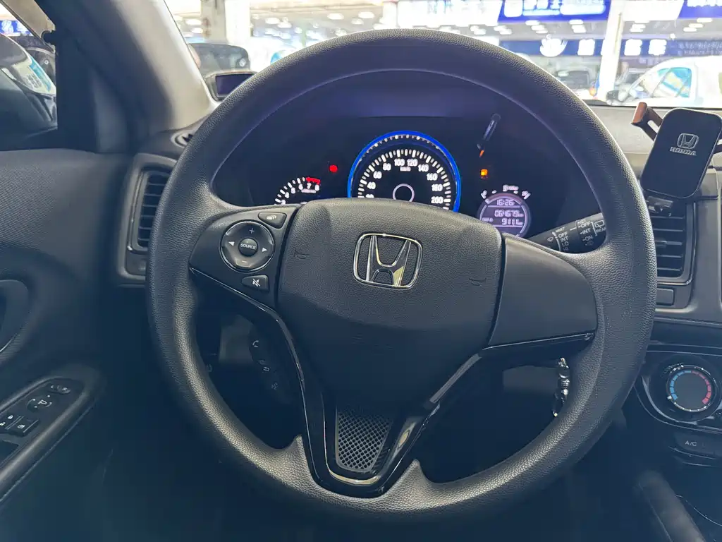 Honda Vezel 2020 — фото 13