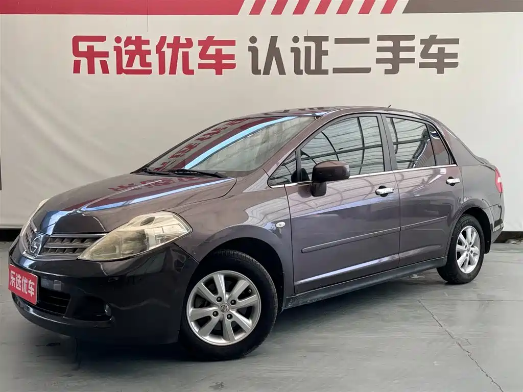 Nissan Tiida 2008