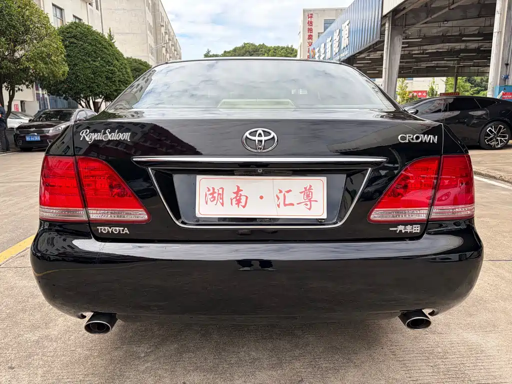 Toyota Crown 2008 — фото 19