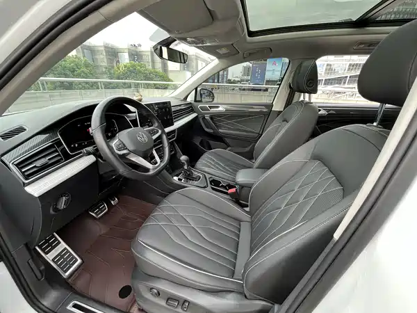 Volkswagen Tiguan L 2024