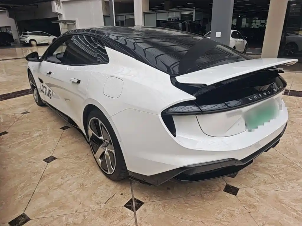 Lotus EMEYA 2025