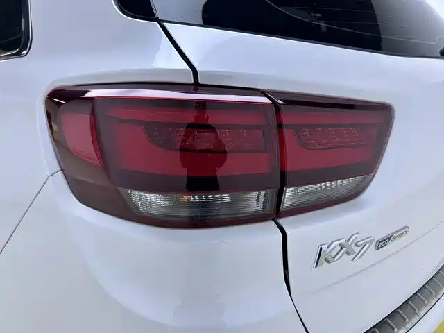 Kia KX7 2022 — фото 18