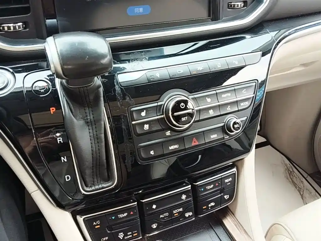 GAC Motor Trumpchi M8 2019 — фото 14