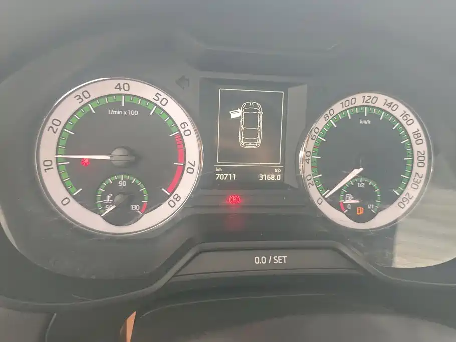 Skoda Octavia 2018 — фото 14