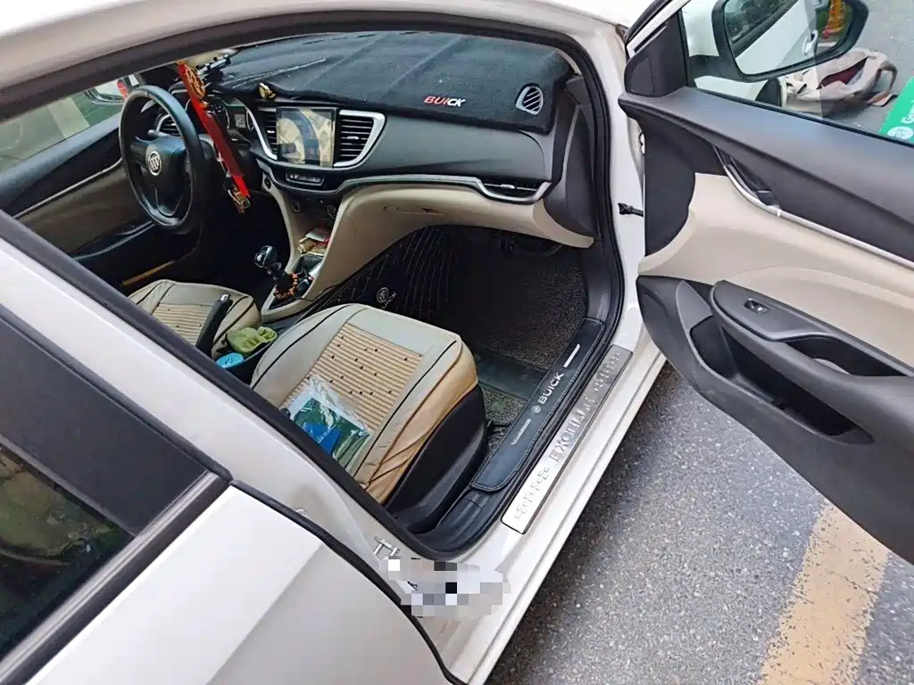Buick Excelle 2017 — фото 20