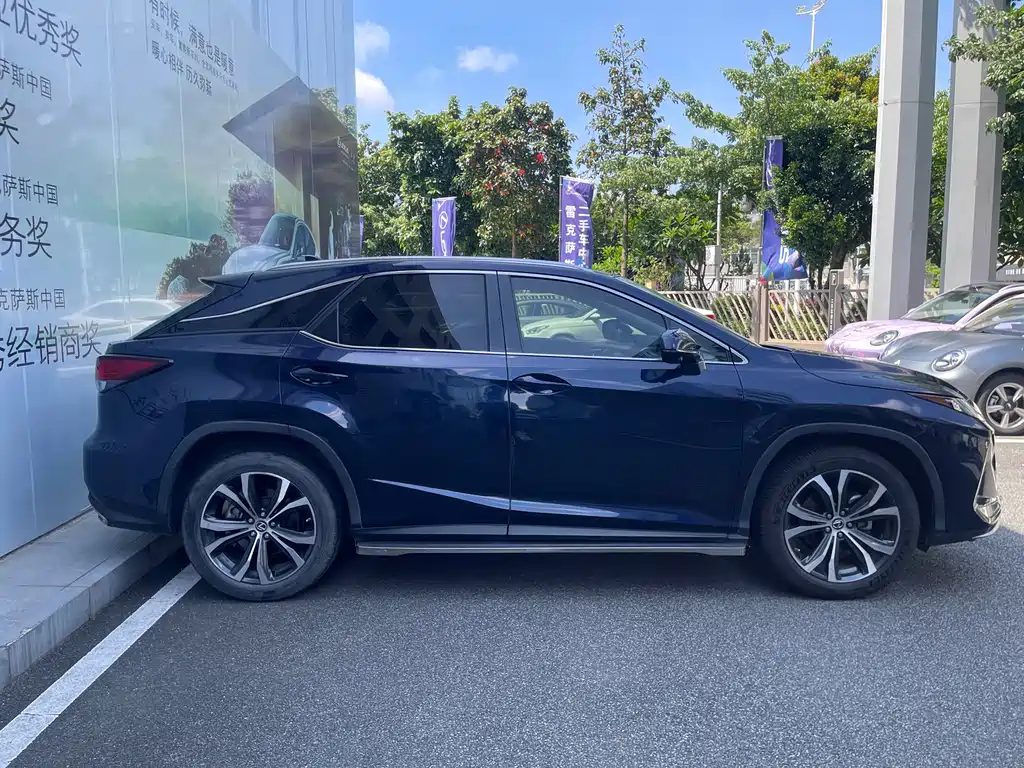 Lexus RX 2021 — фото 14