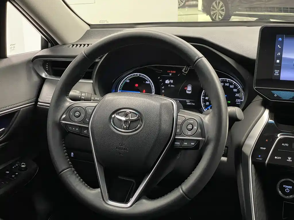 Toyota Harrier 2024 — фото 17