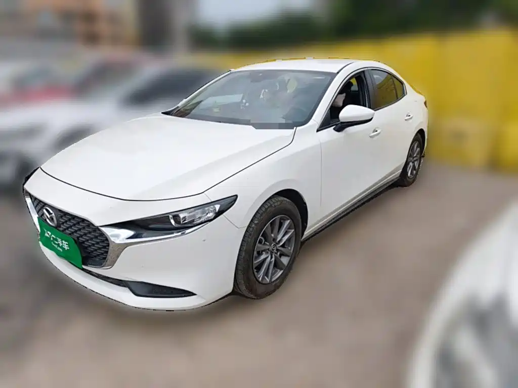 Mazda 3 Axela 2024