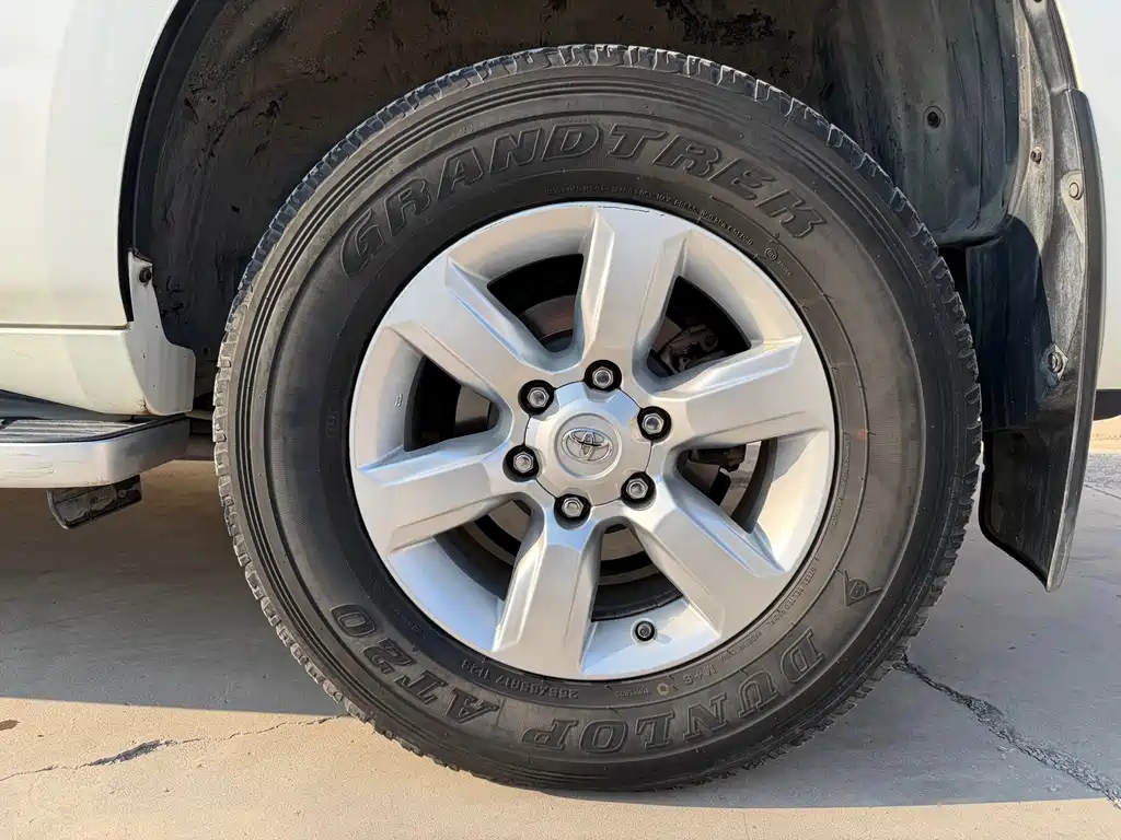 Toyota Prado 2016 — фото 18