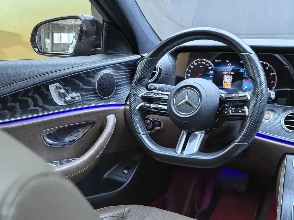 Mercedes-Benz E-Class 2021 — фото 12