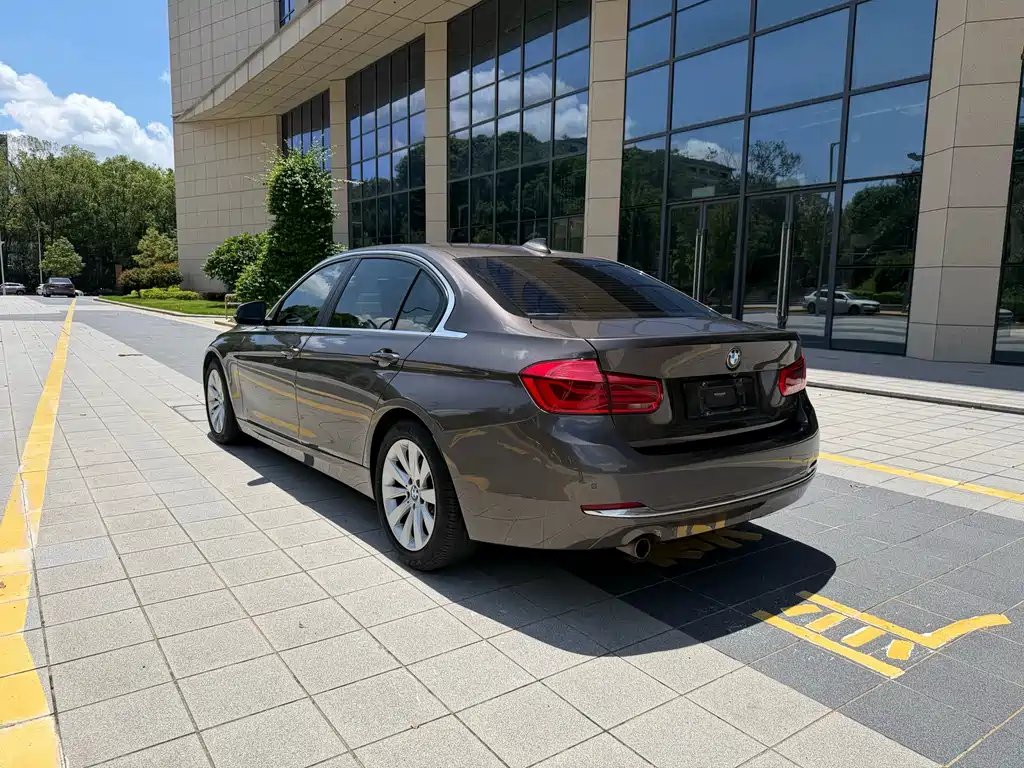 BMW 3 Series 2017