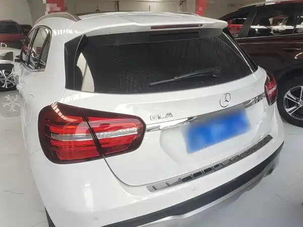 Mercedes-Benz GLA 2017