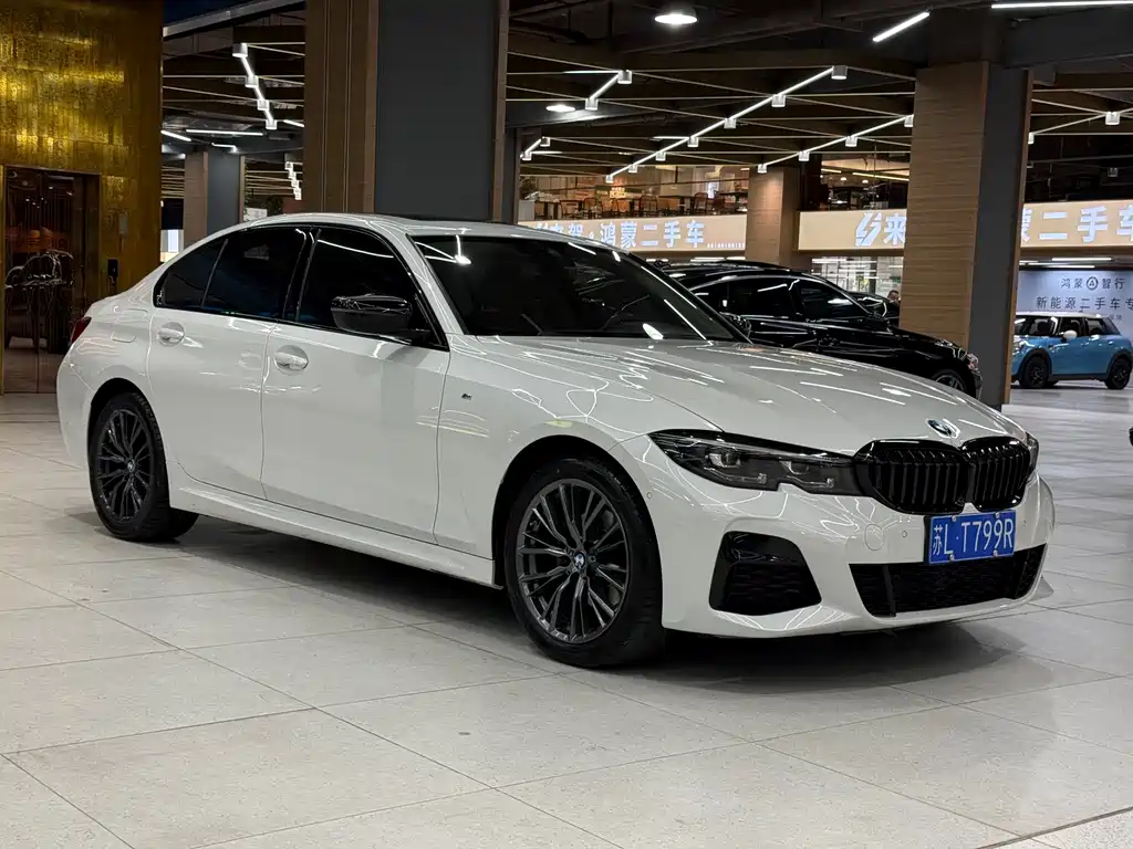 BMW 3 Series 2022
