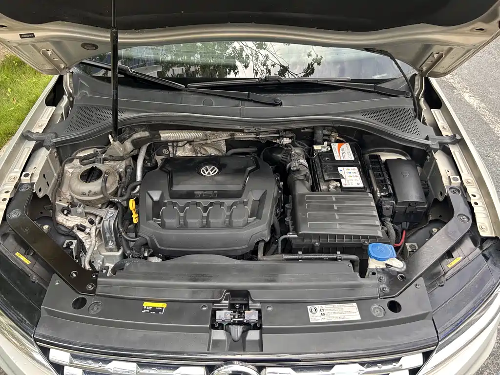 Volkswagen Tiguan L 2018 — фото 16