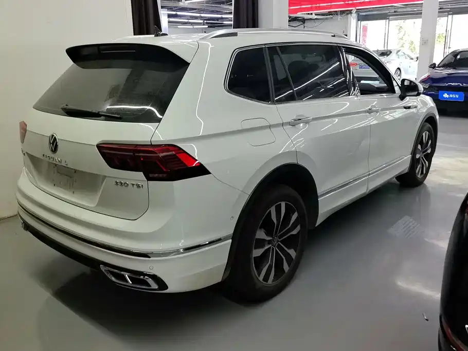 Volkswagen Tiguan L 2024
