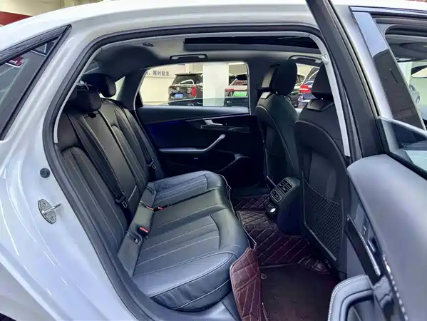 Audi A4L 2022