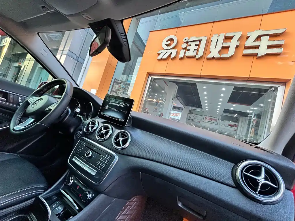 Mercedes-Benz GLA 2018 — фото 28