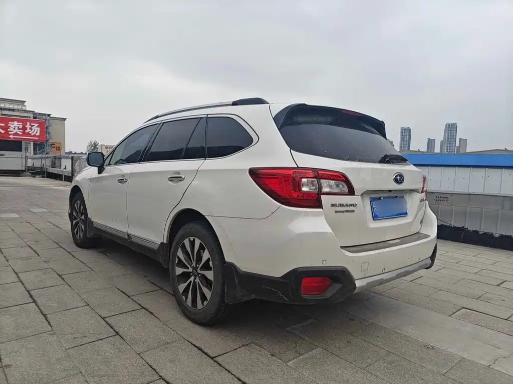 Subaru Outback 2015 — фото 6