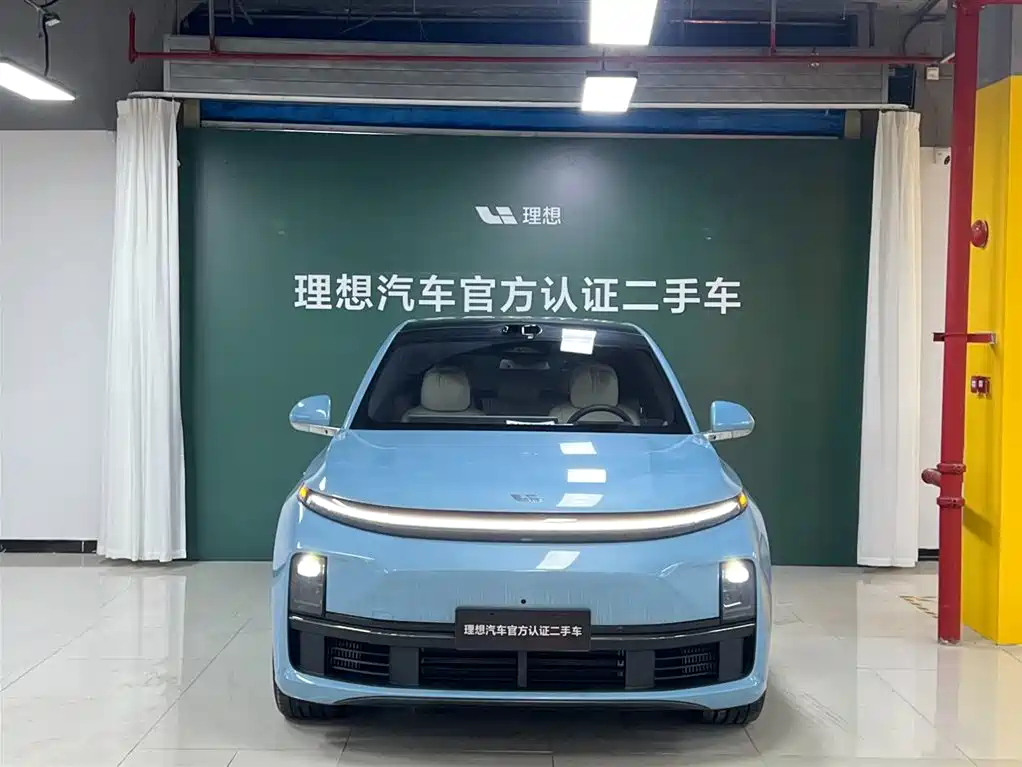 Li Auto Li L7 2025