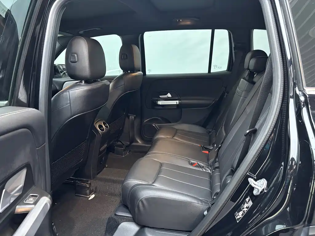 Mercedes-Benz GLB 2022 — фото 11