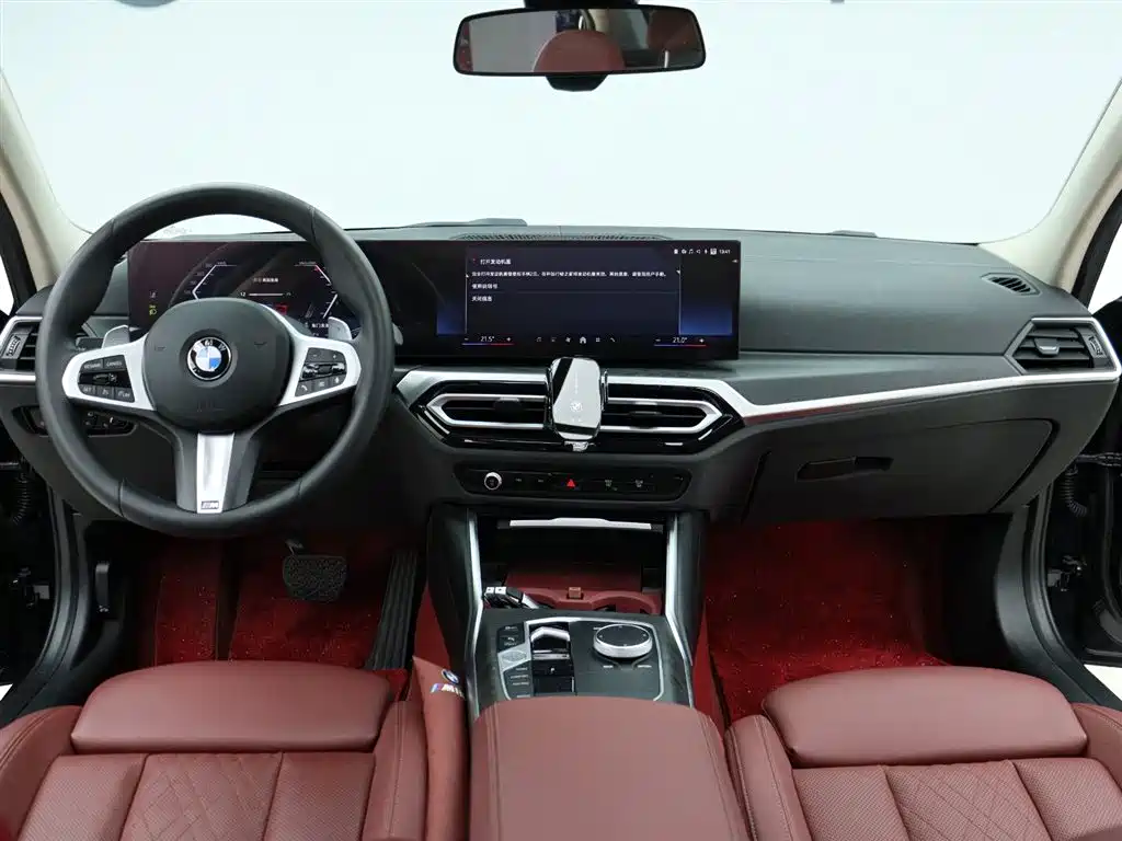 BMW 3 Series 2024 — фото 11