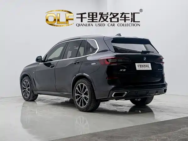 BMW X5 2021