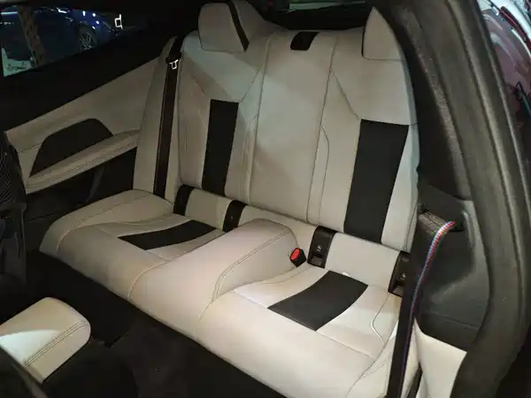 BMW M4 2022
