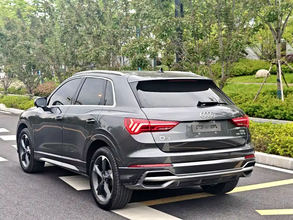 Audi Q3 2023 — фото 15
