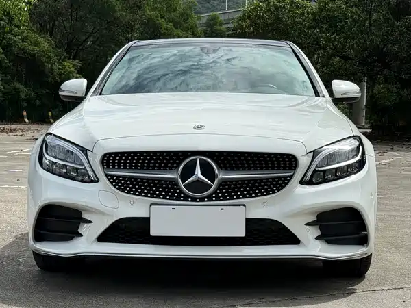 Mercedes-Benz C-Class 2019