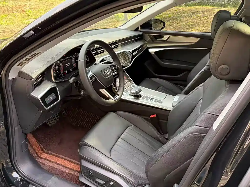 Audi A6L 2021