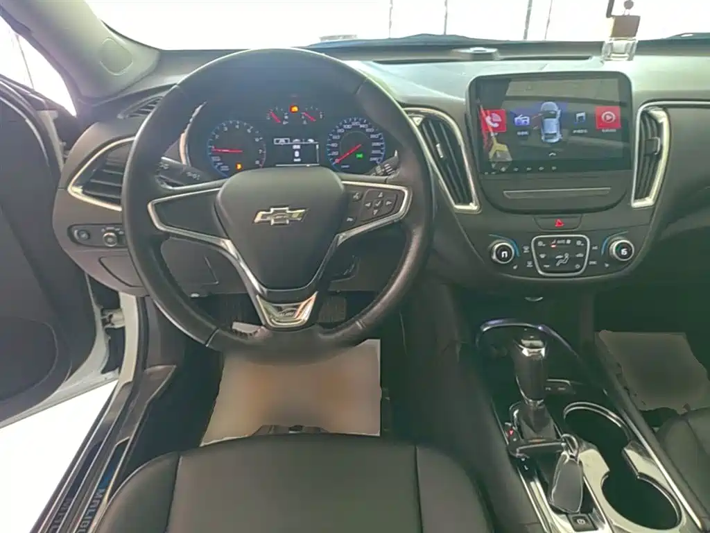 Chevrolet Malibu XL 2017 — фото 11