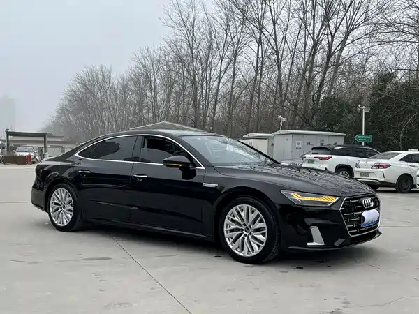Audi A7L 2024