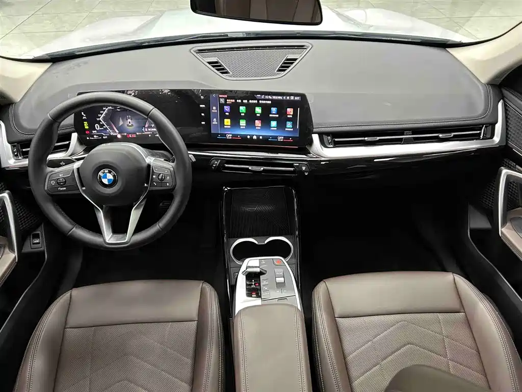 BMW X1 2023 — фото 2