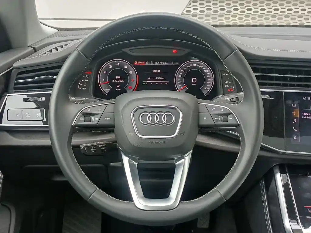 Audi Q8 2024 — фото 4